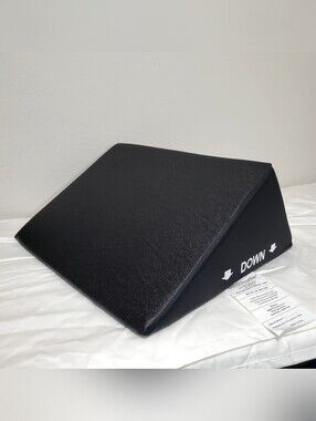 Medline Reusable Nylex-Covered Foam Comfort Glide Right-Angle Wedges (MSC50023)